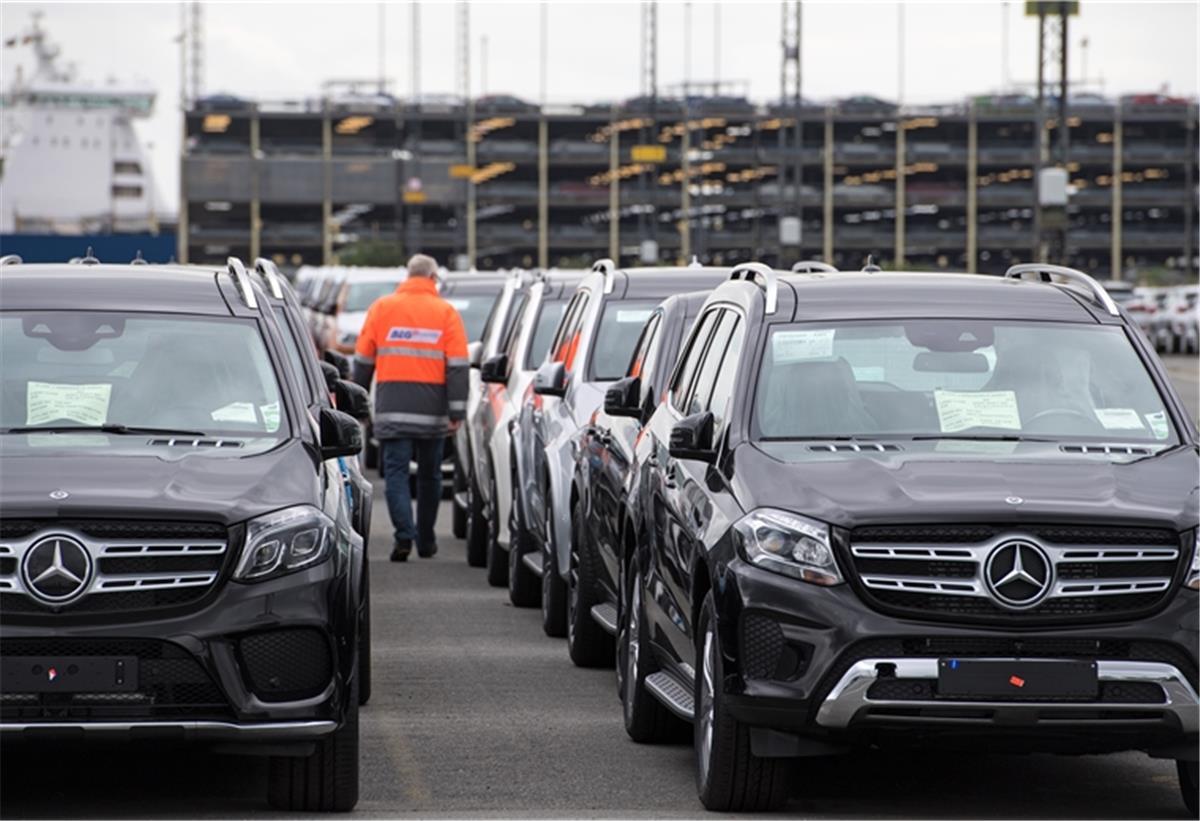 Die ersten BLG-Mitarbeiter gehen in die Kurzarbeit In Teilbereichen wird die Arbeit auf dem Autoterminal knapp. Die BLG schickt deshalb Mitarbeiter in die Kurzarbeit.