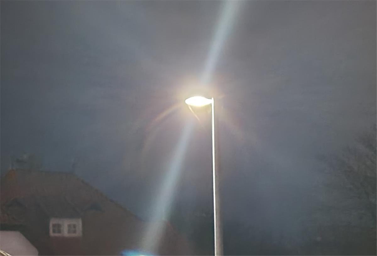 Sicherung springt raus: Teile des Nordenhamer Stadtgebiets ohne Licht In Teilen des Stadtgebiets blieb es in der Nacht von Sonntag auf Montag dunkel. Nun leuchten die Straßenlaternen wieder.