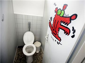 In vielen Schultoiletten soll es  Hygienemängel geben. 
