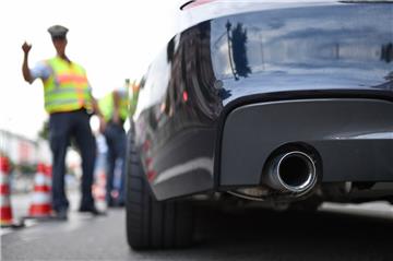 In vielen Städten sind Autoposer ein problem. Auch in Nordenham.