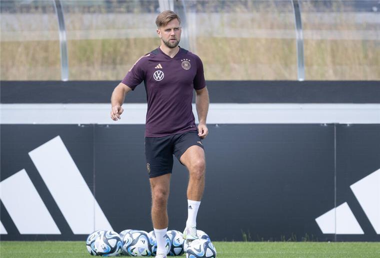 Fußball: Nationalmannschaft, vor dem Länderspiel gegen die Ukraine, Training auf dem DFB-Campus: Niclas Füllkrug in Aktion. (zu dpa: «Füllkrugs besonderes Heimspiel: Poker mit Werder und Spaß mit Havertz») +++ dpa-Bildfunk +++