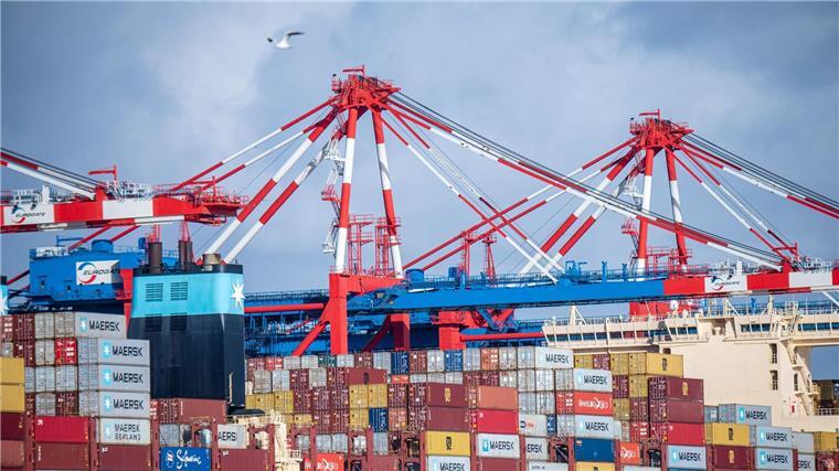 Niedersachsens Seehäfen legen zu – mehr Container und Güter In Wilhelmshaven wurde die Menge der umgeschlagenen Container mehr als verdoppelt. (Archivbild)