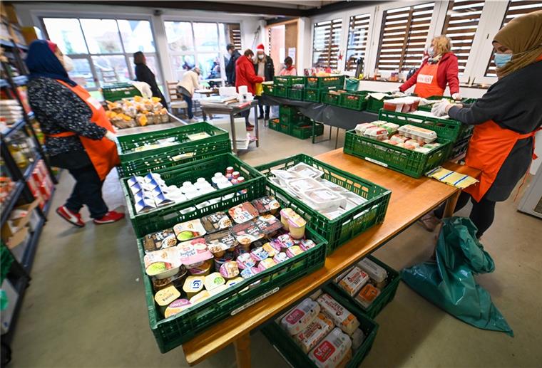 In Wulsdorf hat an der Thunstraße die vierte Ausgabestelle der Tafel eröffnet.