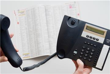 In Zeiten des Smartphones hat das Festnetztelefon lange Zeit als überholt gegolten.