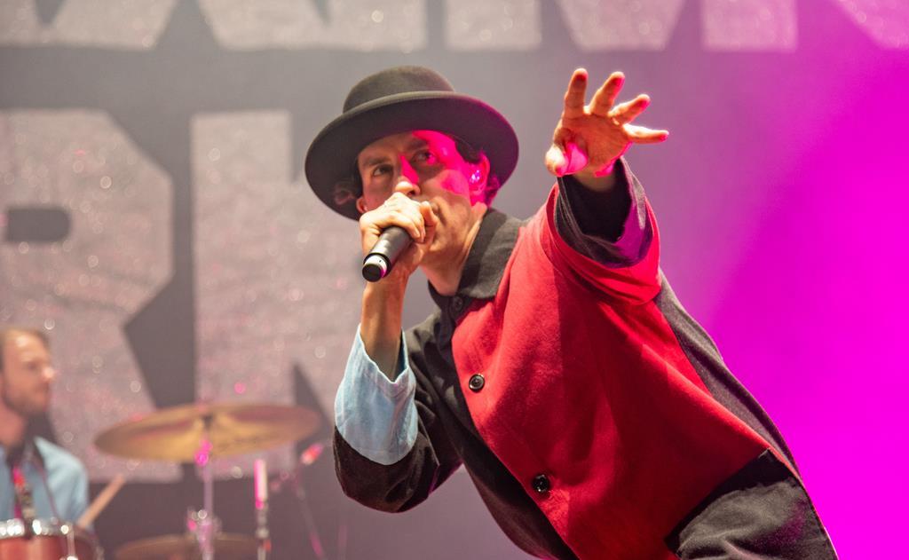 Indie-Rock mit Maxïmo Park und ihrem Sänger Paul Smith dieses Mal nur im Palastz...