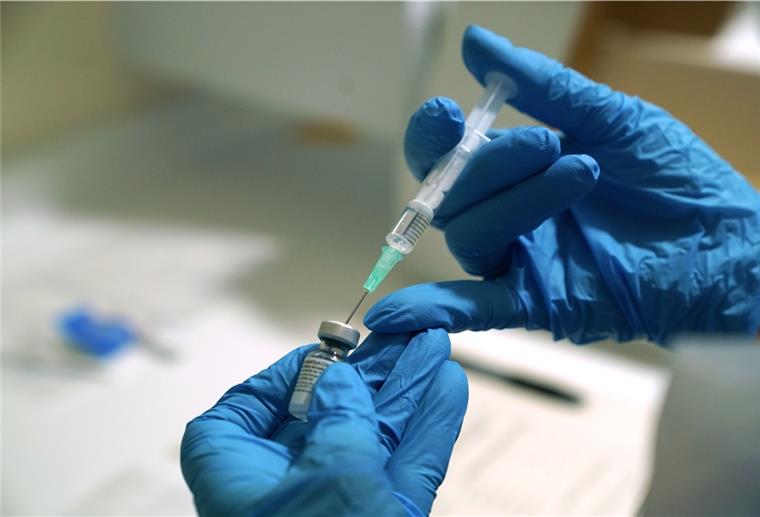 RKI meldet Höchstwert an Corona-Todesfällen binnen 24 Stunden Insgesamt wurden vom RKI binnen 24 Stunden 20.815 neue Infektionen mit dem Coronavirus gemeldet.