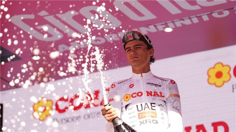 „Historischer Tag“: Del Toro auf den Spuren von Pogacar Isaac del Toro sorgt beim Giro für Furore.
