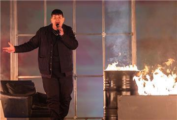 Isaak aus Deutschland geht mit dem Titel „Always On The Run“ ins Rennen.