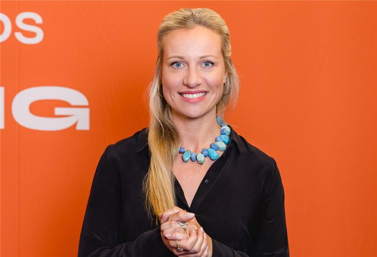 Cuxhavenerin ist im Finale der Miss Germany Awards Isabel Gebien: „Meine Mission ist es, für eine gerechte, gesunde und zukunftsfähige Welt zu kämpfen, in der alle Menschen Chancen haben. Denn: Unsere Gesellschaft ist nicht gerecht. Wir leben in einer Zeit, die uns stetig neuen Herausforderungen gegenüberstellt.“