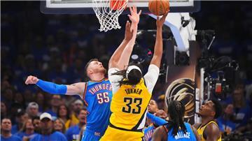 Isaiah Hartenstein sorgte mit seiner Defensive für Stabilität.