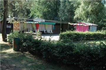 Ist in der Form bald Vergangenheit: Der Pavillon am Bullensee. Ein Teil des Gebäudes wird abgerissen.