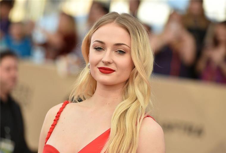Sophie Turner: Taylor Swift nach Trennung „absolute Heldin“ Ist Taylor Swift unendlich dankbar: Sophie Turner.