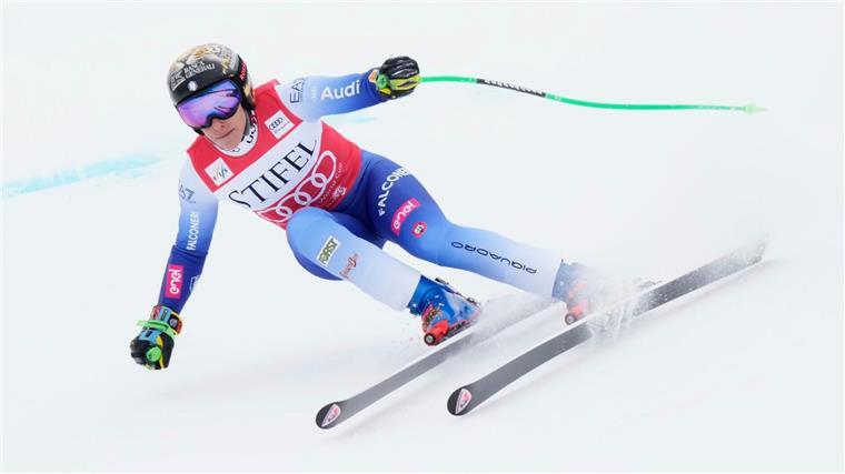 Olympia-Start in Gefahr? Ski-Ass Brignone schwer verletzt Italiens Skistar Federica Brignone ist bei den nationalen Meisterschaften heftig gestürzt.