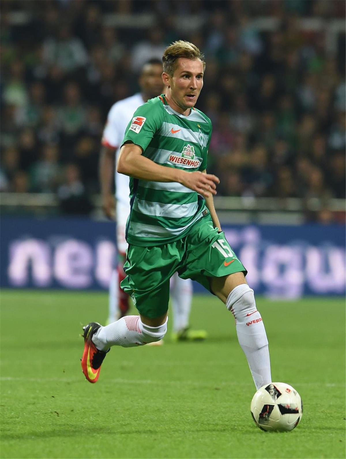Izet Hajrovic bei Werder Bremen vor dem Absprung Izet Hajrovic sitzt wohl auf gepackten Koffern.