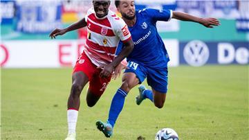 Jahn Regensburg erinnert an Agyemang Diawusie.