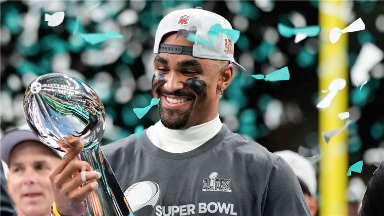 Eagles stoppen Chiefs im Super Bowl: „Das war es alles wert“ Jalen Hurts hat endlich den großen Pokal - und wurde auch zum MVP gewählt.