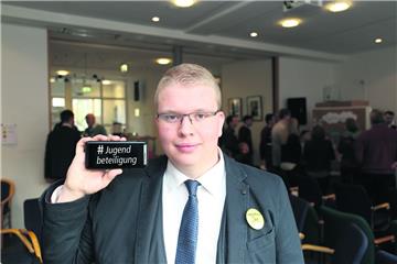 Jan Ehlers (18 Jahre) aus Lunestedt: „Ich bin froh, dass die Jugend immer stärker beteiligt wird. Für mich ist die Digitalisierung ein ganz wichtiges Thema.“