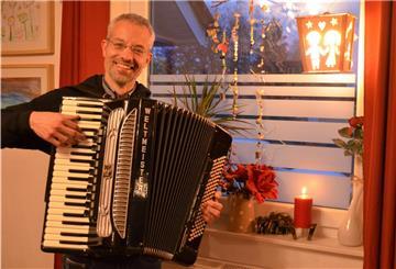 Jan-Hendrik Ehlers mit Akkordeon