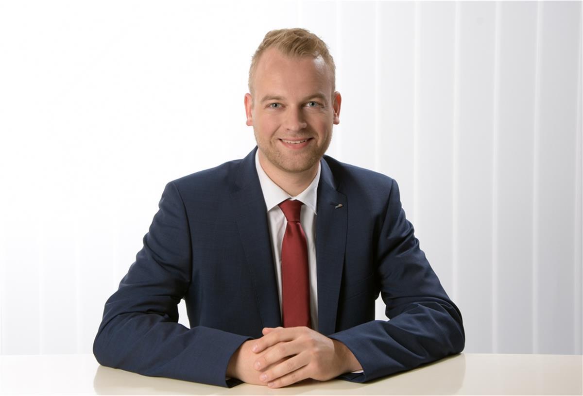 Bremerhaven: Wieder ein neuer Krankenhausdirektor bei Ameos Jan-Henning Stoffers kommt von Alfeld an die Küste: Er ist der neue Krankenhausdirektor für die Ameos-Kliniken in Bremerhaven und Geestland.