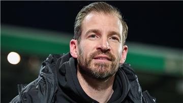 Jan Siewert fordert eine bessere Verteidigung von seiner Mannschaft.