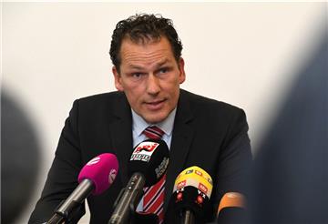 Jan Timke wehrt sich gegen den Strafbefehl in Höhe von 6000 Euro. Nun wird vor dem Amtsgericht Bremerhaven geklärt, ob er tatsächlich den Haftbefehl im Fall des Chemnitzer Totschlags auf seiner Facebook-Seite veröffentlicht hatte. Foto: Jaspersen/dpa