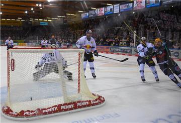 Jan Urbas erzielte das umjubelte Führungstor für die Fischtown Pinguins.