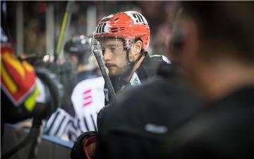 Jan Urbas, Topscorer der Fischtown Pinguins, fällt nach einem Check gegen den Kopf vorerst aus.