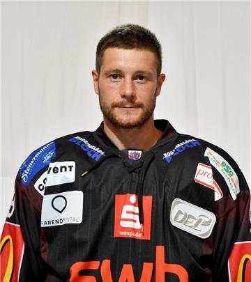 Jan Urbas  von den Fischtown Pinguins hat eine tiefe Schnittwunde erlitten.