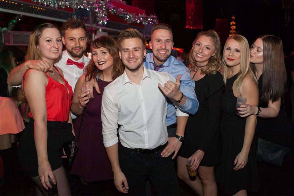 Jana, Nico, Monja,Paetrick, Jesse, Catherina, Laura und Vivien (von links) beim ...
