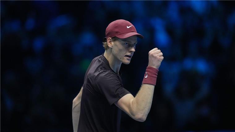 Sinner nach Prestigesieg gegen Alcaraz wieder ATP-Champion Jannik Sinner triumphiert erneut bei den ATP Finals