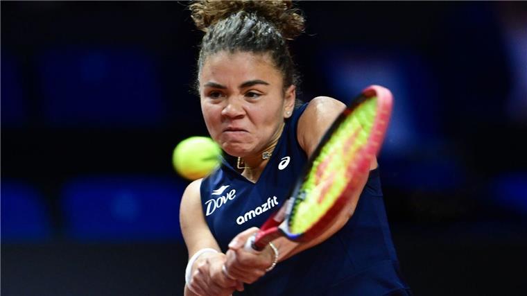 Weltklasse-Tennis ohne Deutsche: Niemeier und Seidel raus Jasmine Paolini erreichte 2024 zwei Grand-Slam-Endspiele - in Paris und Wimbledon.