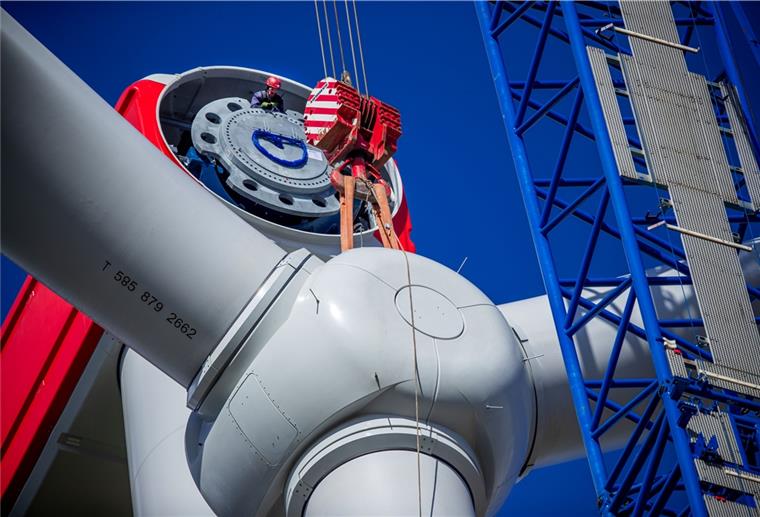 Jede Menge zu tun haben die Windkraftanlagenbauer, doch die Berliner Energiepolitik verunsichert die Branche im Norden.