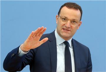 Jens Spahn (CDU), Bundesgesundheitsminister, beantwortet während einer Pressekonferenz Fragen.