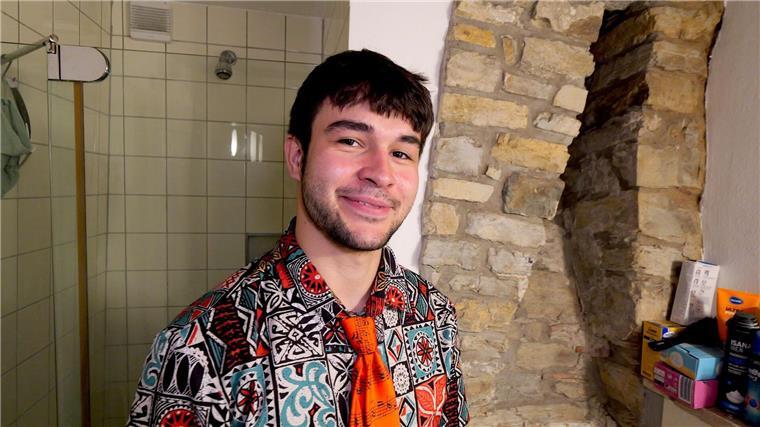 Leben in „Deutschlands kleinstem Studentenwohnheim“ Jeremies: „Ich hab’s schon ein paar Leuten angeboten, auch Gruppen, kommt mal rein, ich zeig‘ Euch mal die Hütte.“