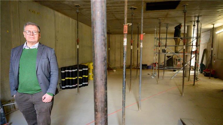 Ostpreußisches Landesmuseum hofft auf „Kant-Bau“ im Dezember Joachim Mähnert steht im Rohbau vom „Kant-Bau“ des Museums.
