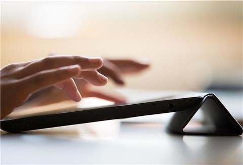 Jobcenter müssen Schülern kein iPad bezahlen.
