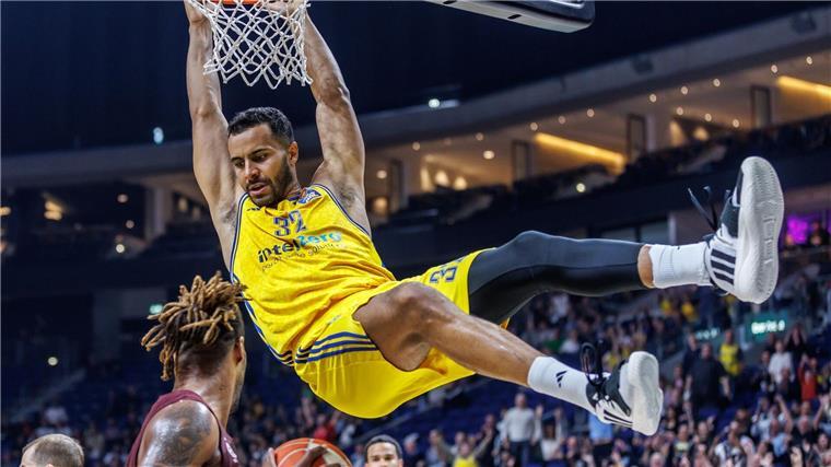 Weltmeister Thiemann wechselt in japanische B-League Johannes Thiemann stopft in der kommenden Saison die Körbe in Japan.