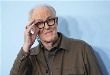 Neue Harry-Potter-Serie startet bald: John Lithgow spielt in der neuen Serie über Harry Potter den Schulleiter Albus Dumbledore.