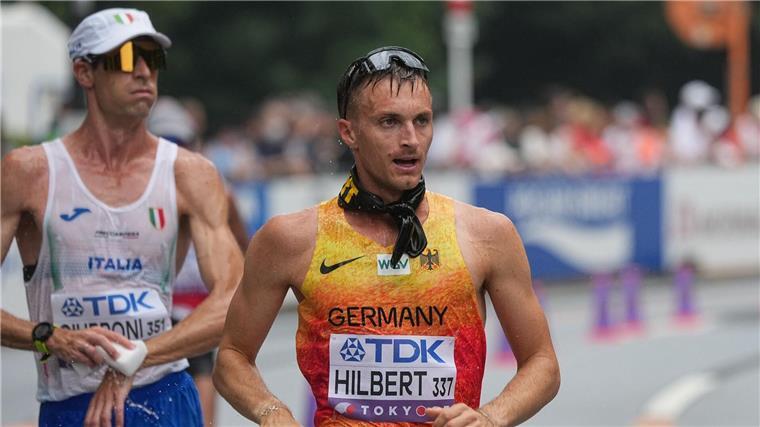 Tränen bei Geher Hilbert: Froh, noch am Leben zu sein Jonathan Hilbert landete bei seinem Comeback auf der großen internationalen Bühne auf dem 16. Platz.
