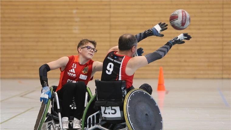 15-jähriges Rugby-Talent bekommt Sportrollstuhl dank Spenden Jonte Küntzel spielt Rollstuhlrugby seit etwas mehr als drei Jahren.