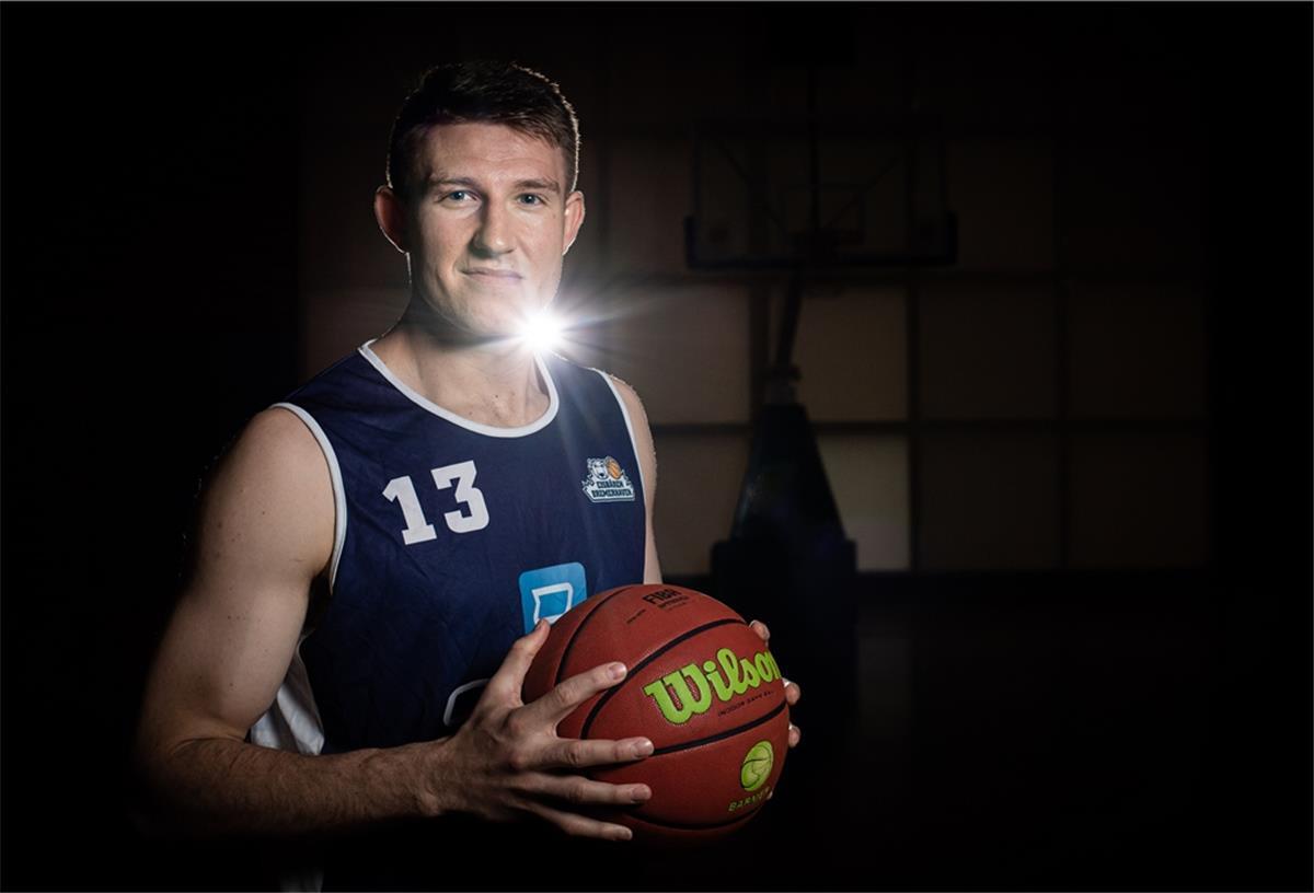 Joshua Braun kehrt zu den Eisbären zurück Joshua Braun wird auch in der kommenden Saison das Trikot der Eisbären Bremerhaven tragen.