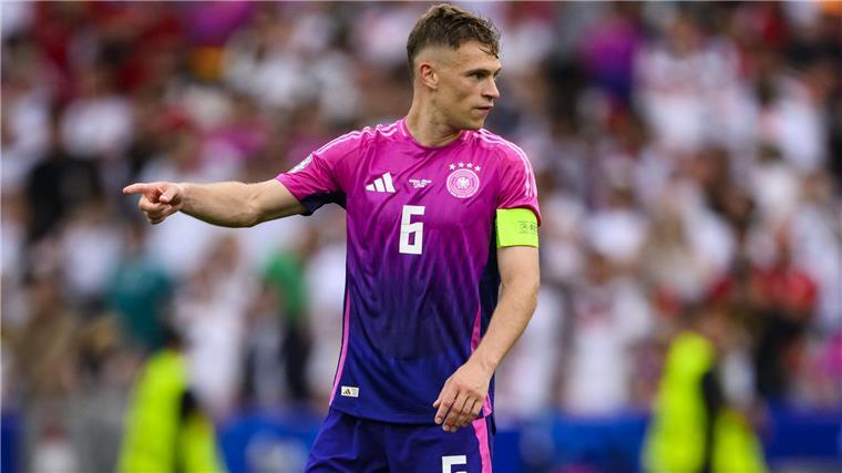 Joshua Kimmich fügt sich klaglos und blüht auf