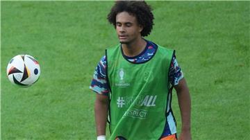 Joshua Zirkzee geht zukünftig in England für Manchester United auf Torejagd.