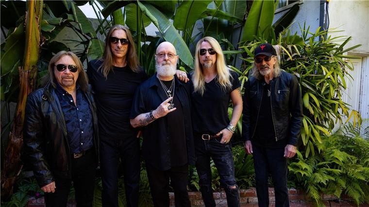 Judas Priest: Heavy-Metal-Ikonen in Topform Judas Priest (l-r): Ian Hill, Scott Travis, Rob Halford, Richie Faulkner und Glenn Tipton.