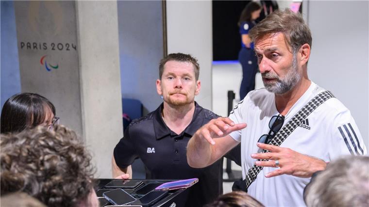 Jürgen Klopp und sein langjähriger Freund Wojtek Czyz in Paris.