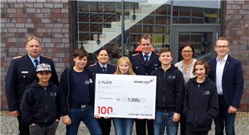 Jugendfeuerwehr Cappel bei der Preisübergabe bei der Firma Domeyer in Bremen