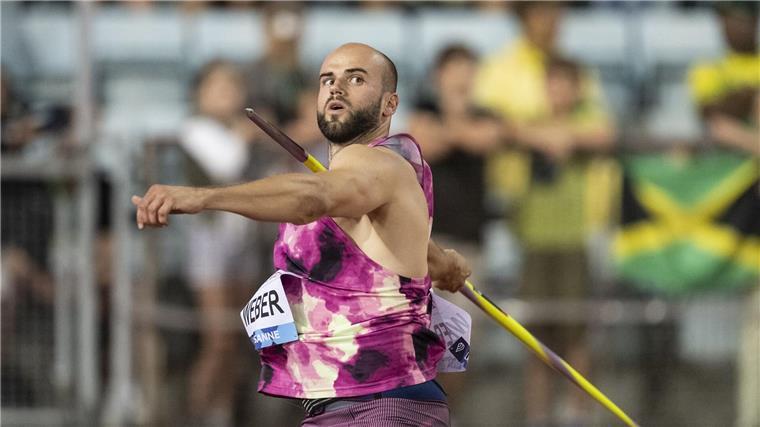 Julian Weber gewinnt beim Diamond-League-Meeting in Doha.