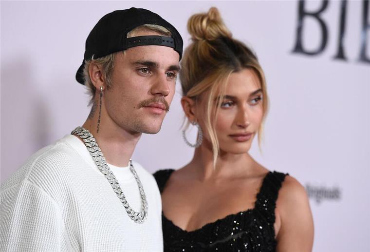 Justin Bieber veröffentlicht überraschend neues Album Justin und Hailey Bieber hatten sich im September 2018 in einem New Yorker Standesamt das Ja-Wort gegeben.