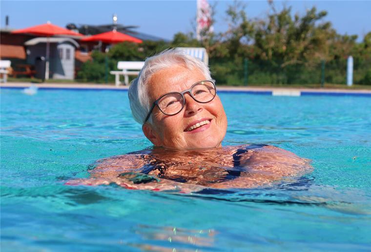 Eine Perle direkt am Meeresstrand Steinmarne Freibad