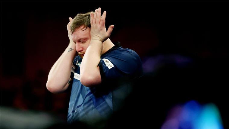 Kämpft mit den Tränen: Cameron Menzies.